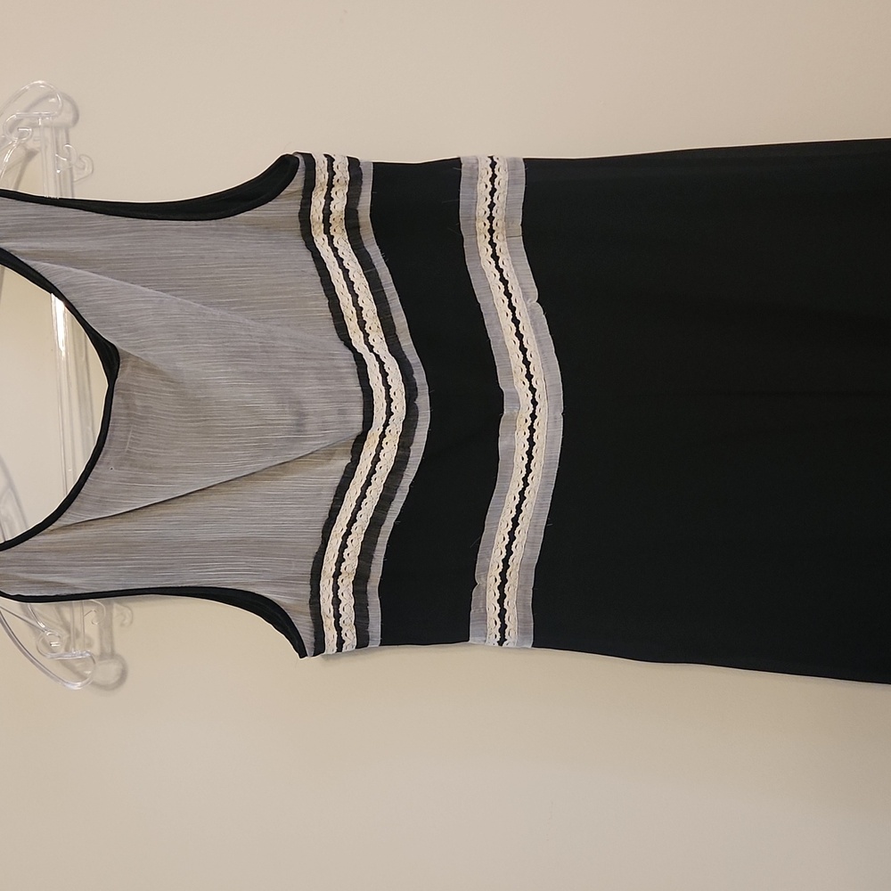 Dress - Picture 4 of 6